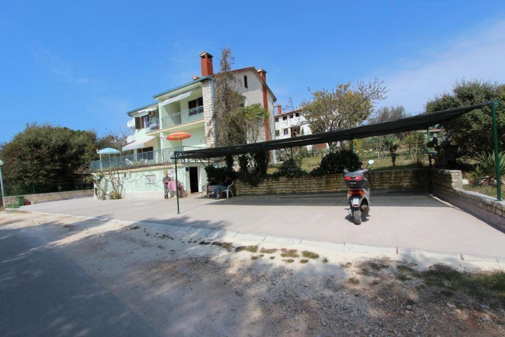 Apartments Sandra Rovinj Bagian luar foto