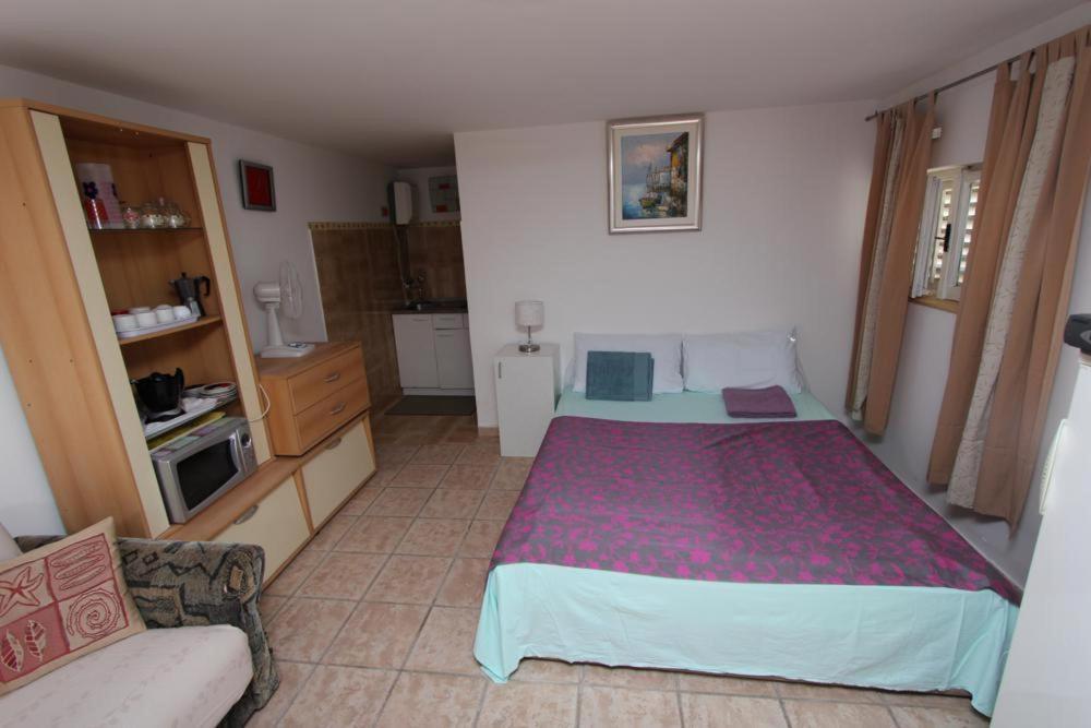 Apartments Sandra Rovinj Ruang foto