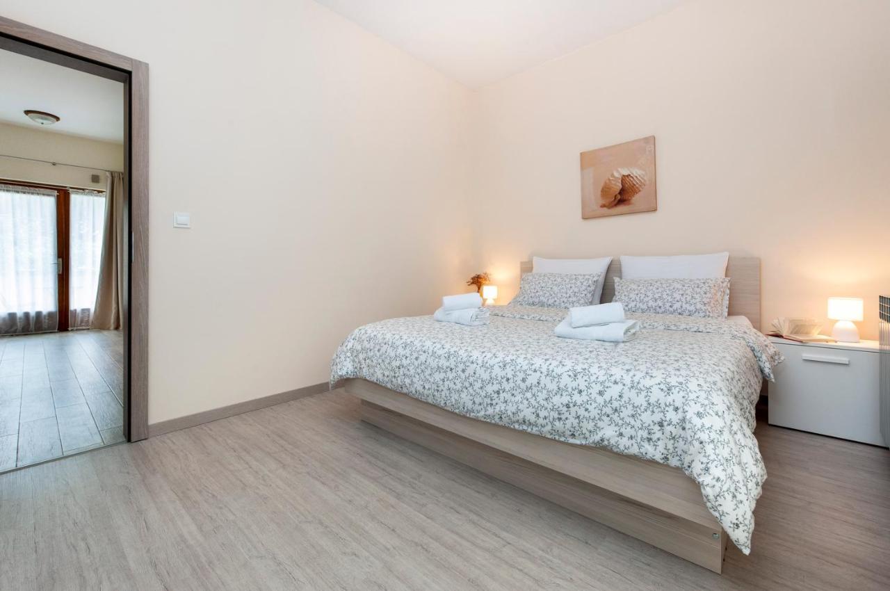 Apartments Sandra Rovinj Bagian luar foto