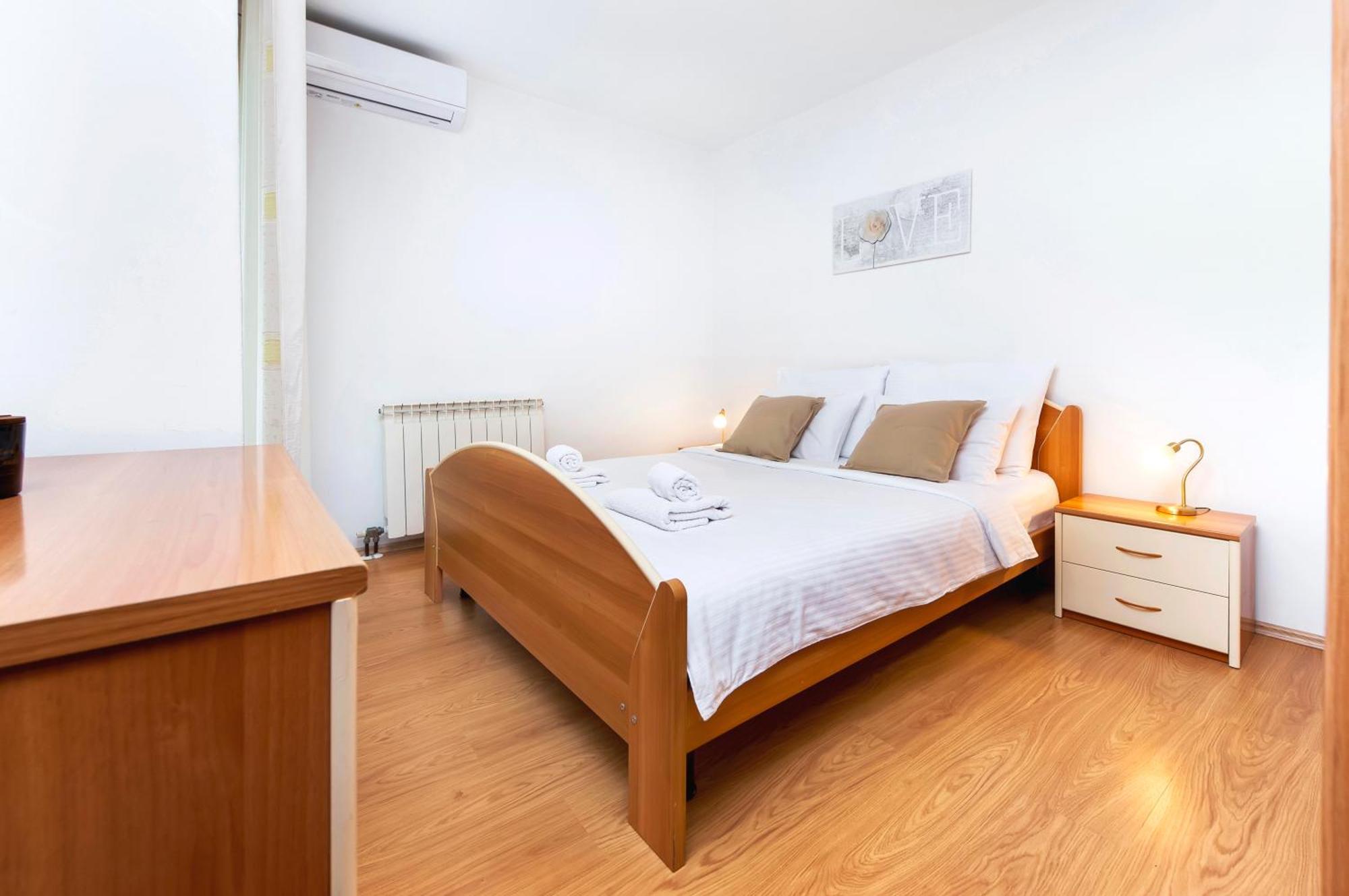 Apartments Sandra Rovinj Bagian luar foto