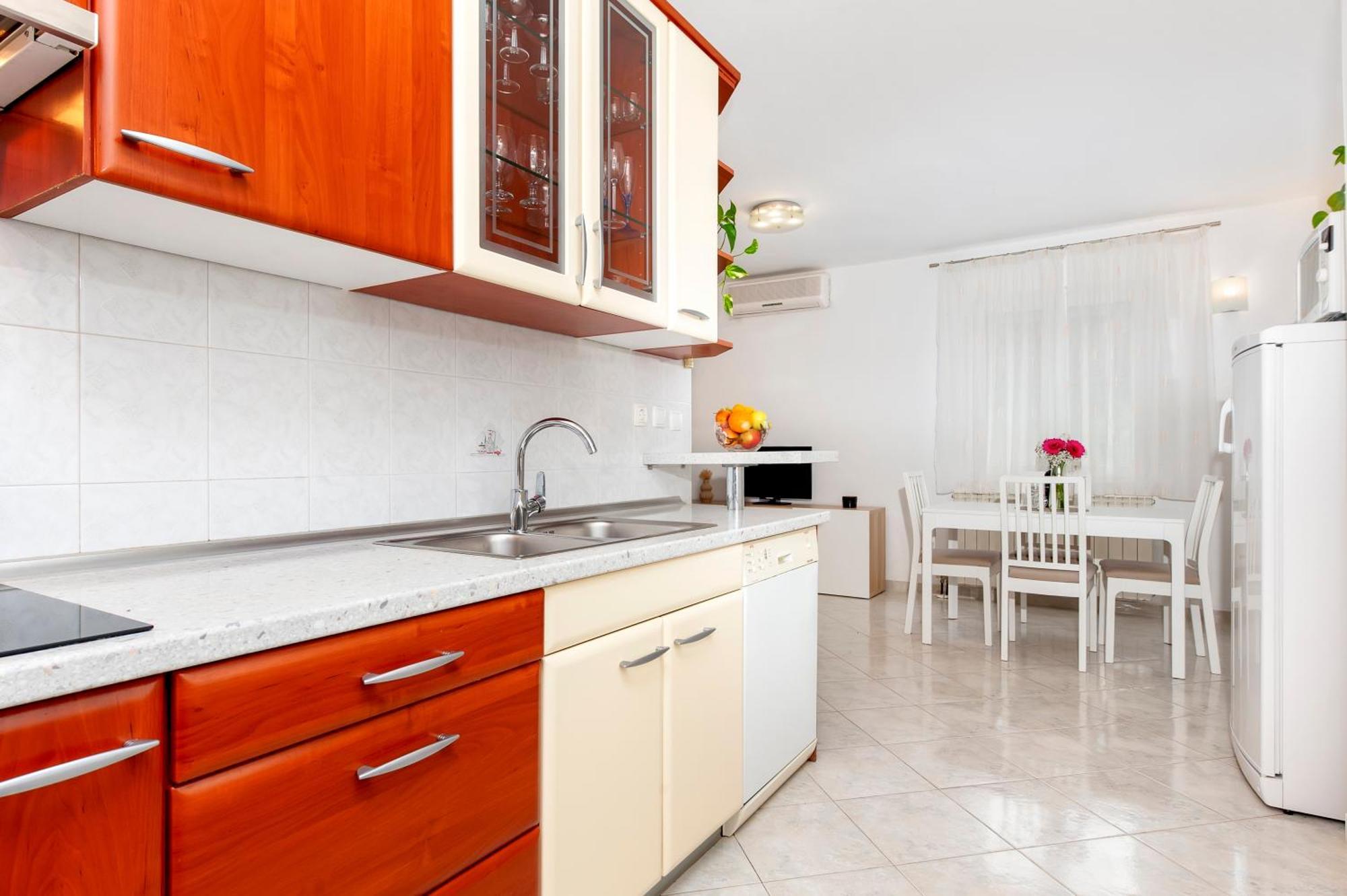 Apartments Sandra Rovinj Bagian luar foto