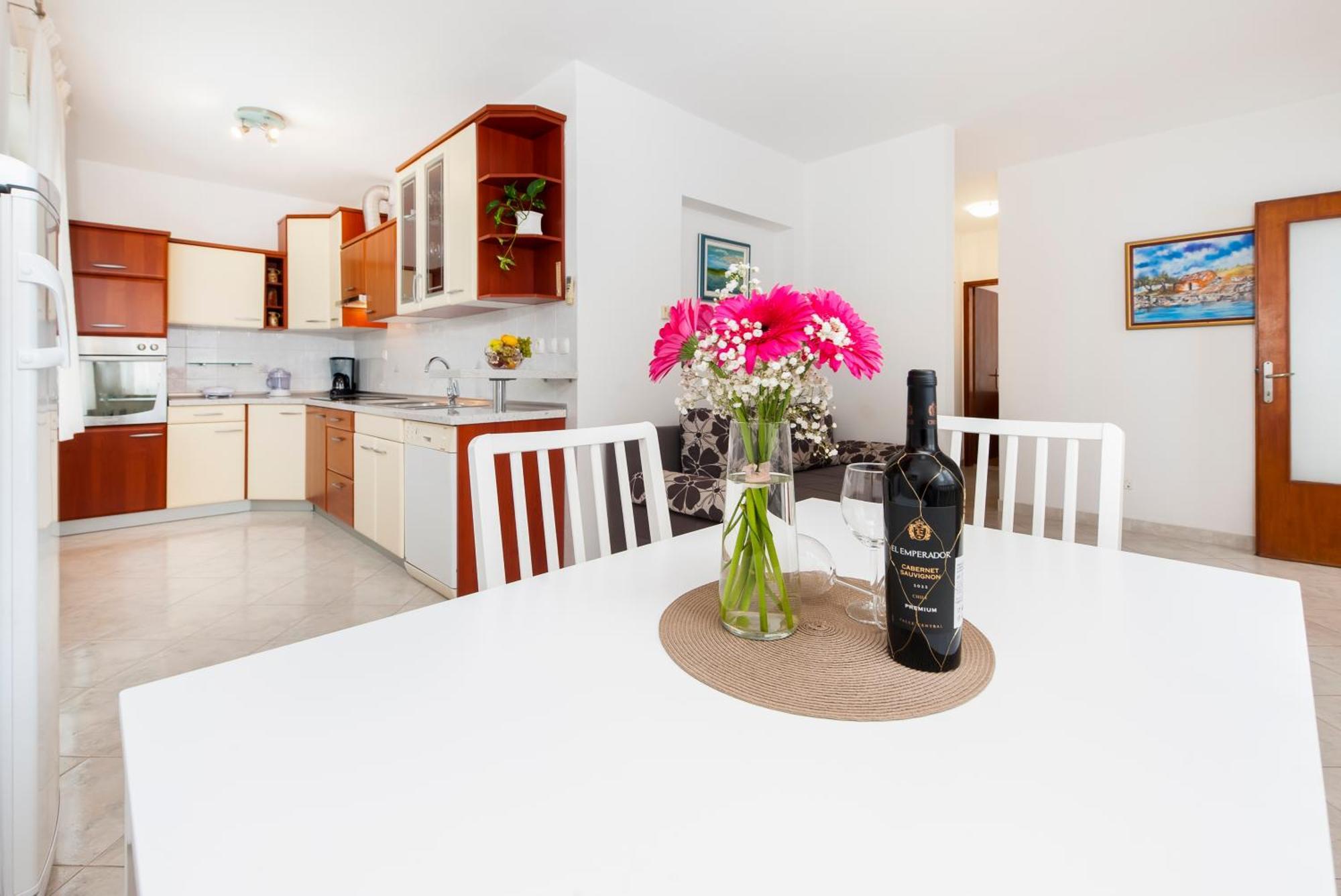 Apartments Sandra Rovinj Bagian luar foto