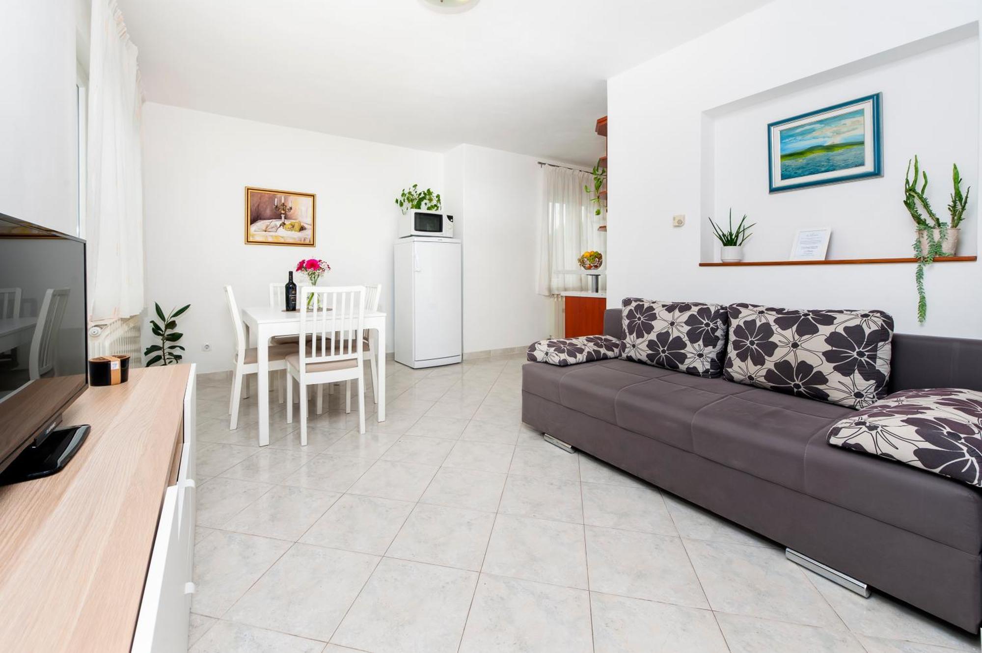 Apartments Sandra Rovinj Bagian luar foto