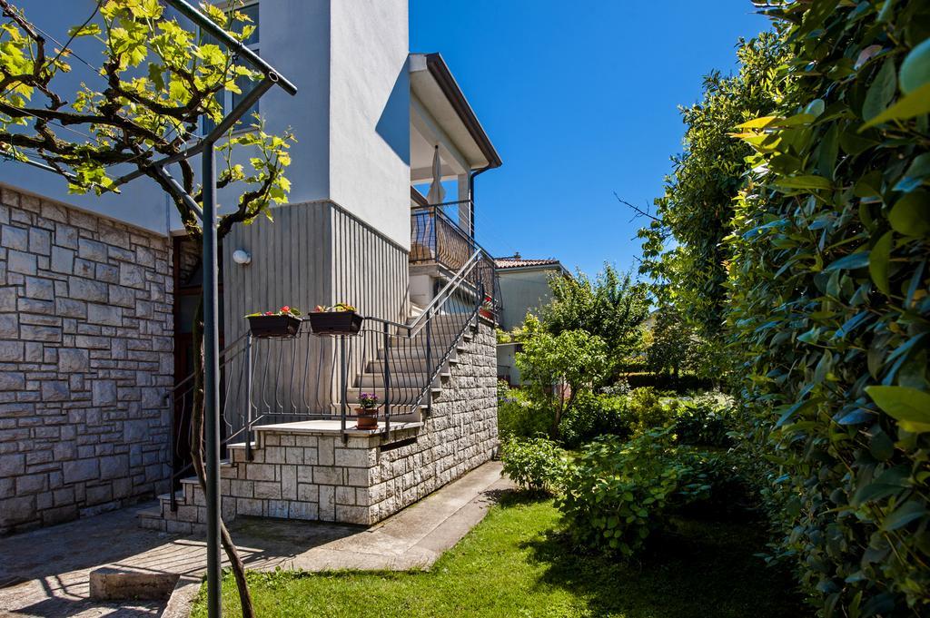 Apartments Sandra Rovinj Bagian luar foto
